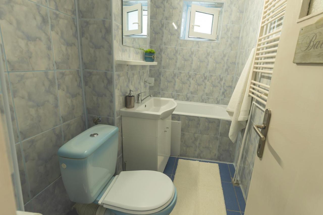 Luxury 2 Bedroom Holiday Apartment Питешти Экстерьер фото